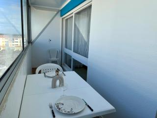 Studio avec Balcon et Parking à 2 Pas de la Plage - FR-1-652-56 - 1