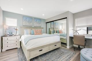 Luxury Meets Coastal Charm in North Mission Beach - San Diego - 7
