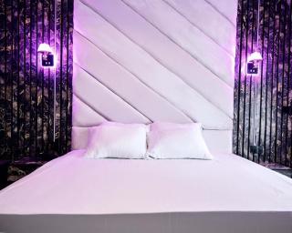 York V Hotel And Suite - Benin-Stadt - 1