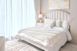 1 Bedroom Marina with Canal View - 2