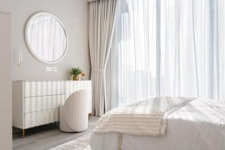 1 Bedroom Marina with Canal View - 1