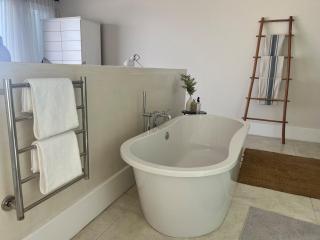 Contemoporary with a amazing views and Heated Pool - Plettenberg Bay - 1