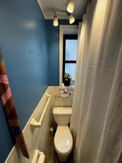 Next to Manhattan 2 Bedrooms Apartment - Subway 20 steps, Manhattan 1 Stop - - 4