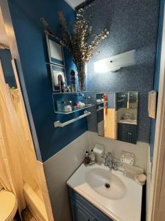 Next to Manhattan 2 Bedrooms Apartment - Subway 20 steps, Manhattan 1 Stop - - 1