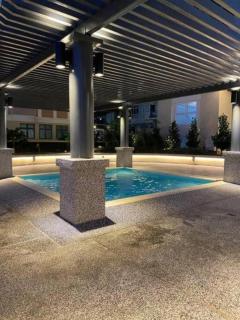 The Cozy Grey Riverine Diamond - Kuching - 1