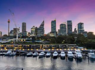Spectacular Waterfront with Cosmopolitan Lifestyle - Sydney - 1
