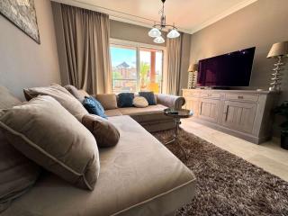 2 bedroom apartment with terrace and pool - 2