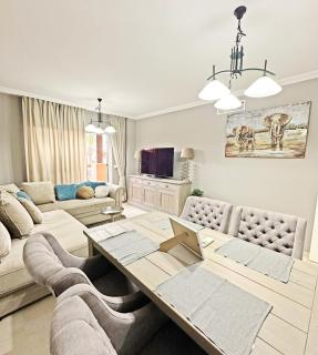 2 bedroom apartment with terrace and pool - 1