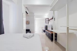 Luxury Studio at 19th Floor Apartment Urbantown Serpong By Travelio - 7