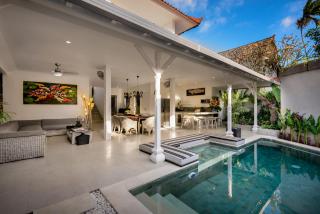 Ozamiz Villa Seminyak by Villas R Us - Seminyak - 9