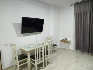 Charming 2A Holiday House Apartment with Garden and BBQ - Fushë-Draç - 9