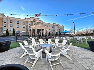Hampton Inn and Suites Robbinsville - 4
