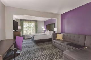 La Quinta by Wyndham Columbus North - Columbus - 2