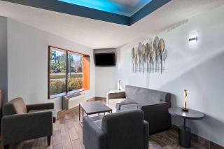 Baymont by Wyndham Creedmoor - Creedmoor - 2