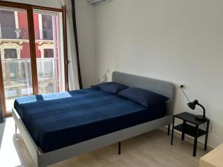 Central Modern Trilo - Bari - 3
