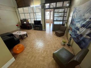 Him Kong Homestay - 3