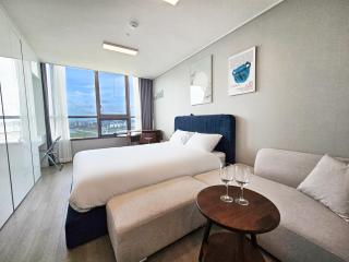 UH FLAT The SONGDO - Incheon - 6