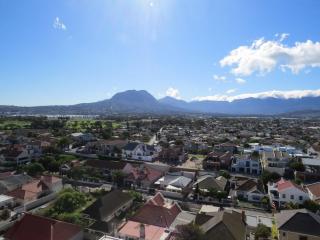 Beautiful Seafront Strand Apartment - Cidade Do Cabo - 8