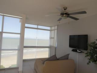 Beautiful Seafront Strand Apartment - Cidade Do Cabo - 1