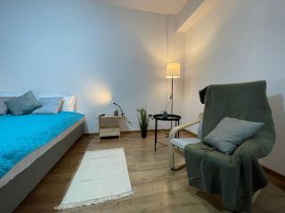 The Elegant Stay near Palas Mall - 8