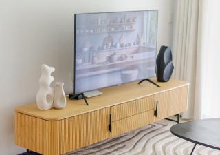 Serene Ground Floor Retreat with Private Garden - 2