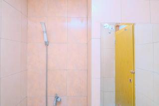 Warm and Cozy Stay Studio Apartment Margonda Residence 2 By Travelio - Depok - 1
