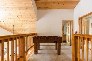 Jackhorn By AvantStay Spectacular Cozy Cabin w Hot Tub - Big Bear Lake - 8