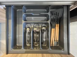 Cozy 2BR Sky Pool & Panoramic Views 1-6 Guests - 3