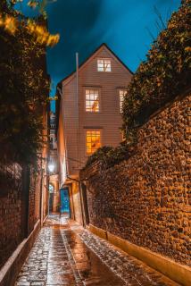 The Wonky House - 4