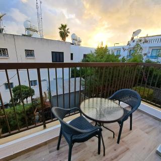 prime location! - 400m from the beach - 4