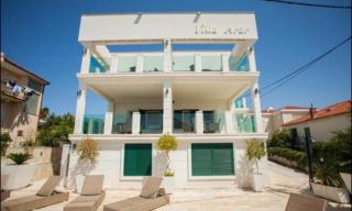 Villa Arar Beach front Seget-Trogir - Seget Vranjica - 1