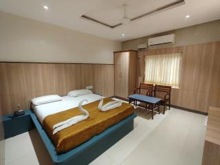 Hotel Picnic - Velankanni - 4