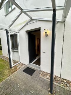 Unterkunft bei Lübeck - Zentral an der A1 - Parkplatz - Terrasse - Reinfeld - 2