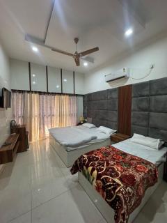 Hotel T Point Inn - Amritsar - 8