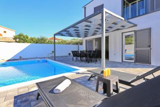 Villa Gea with Private Pool - Vrsi - 9