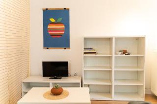 Design Studio 9 with private patio in central villa - Arad - 2