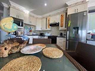 Neptunes Terrace - 5