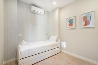 Modern, brand-new apartment for 4 in Las Letras - Huertas - Madrid - 4