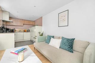 BnBNova - King's Cross - 2BR with Terrace - Londra - 4