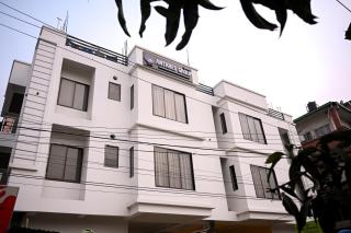 Antares Group Luxe Apartment - Guwahati - 9