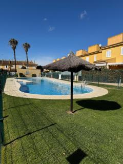 Casa coqueta con jardin - La Redondela - 0