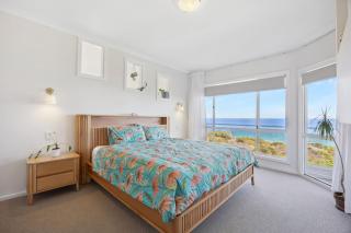 Salt & Peppermint - Beachfront Escape with Stunning Views - Capel - 1