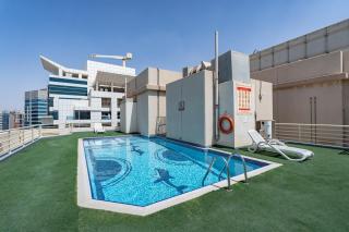 Manchester Tower with Marina Views and Balconies - 8
