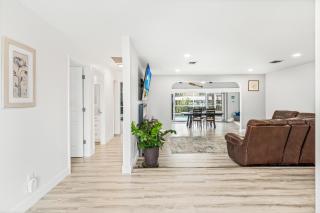 Gulf Breeze Haven Direct Gulf Access Pool+Dock - Cape Coral - 6