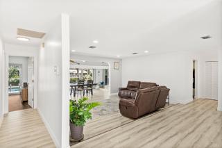 Gulf Breeze Haven Direct Gulf Access Pool+Dock - Cape Coral - 4