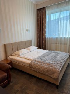 Persian Palace Hotel - Kiev - 4