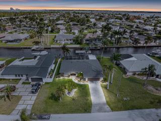 Gulf Breeze Haven Direct Gulf Access Pool+Dock - 9
