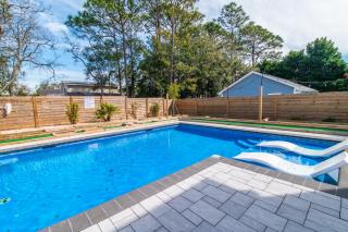 Waves N Games Pool Putt Putt Bowling - Myrtle Beach - 2