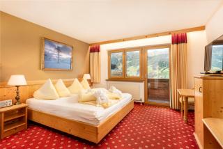 Alpen Wohlfühlhotel Dörflwirt - Hainzenberg - 3