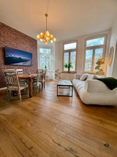 Modern 6 bathroom villa in the city - Oldemburgo - 0
